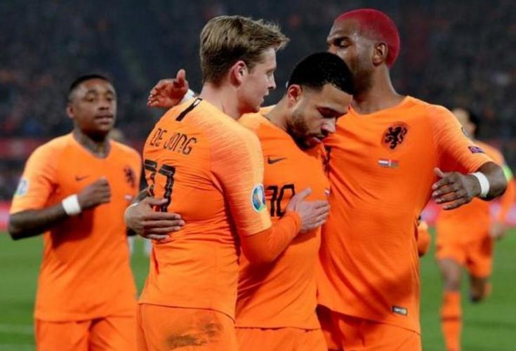 欧洲杯荷兰和德国（欧洲杯荷兰和德国谁厉害）