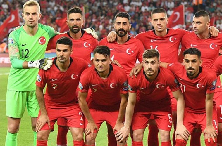 欧洲杯土耳其托松（欧洲杯土耳其26人大名单）