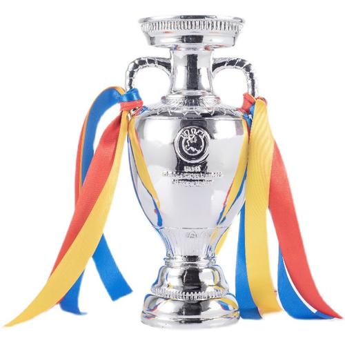 欧洲杯官方奖杯名称（欧洲杯官方奖杯名称是什么）