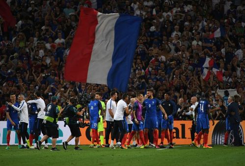 法国欧洲杯战胜德国（法国欧洲杯战胜德国是哪一年）