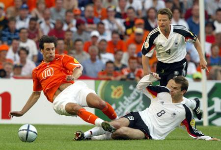 2000欧洲杯英国德国（2000欧洲杯赛果）