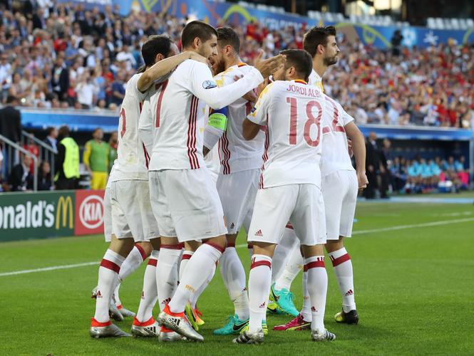 西班牙伤停欧洲杯（西班牙足球欧洲杯）